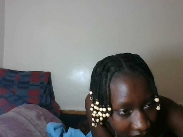 prettyglowing live cam on BongaCams