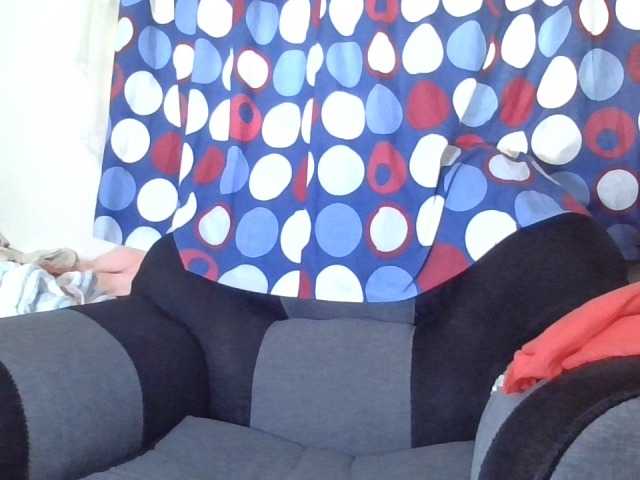 prettyglowing live cam on BongaCams