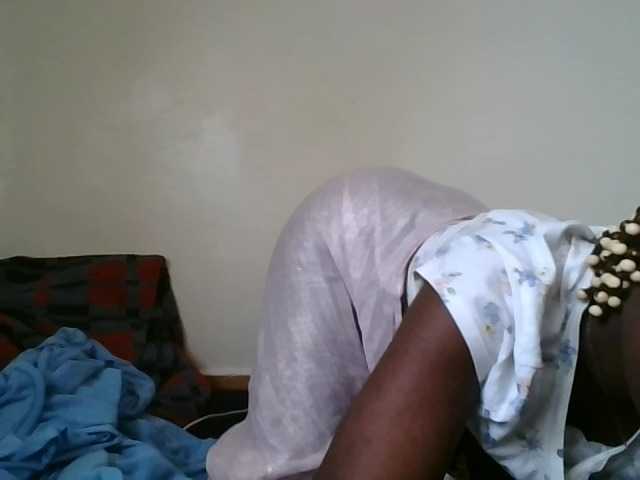 prettyglowing live cam on BongaCams