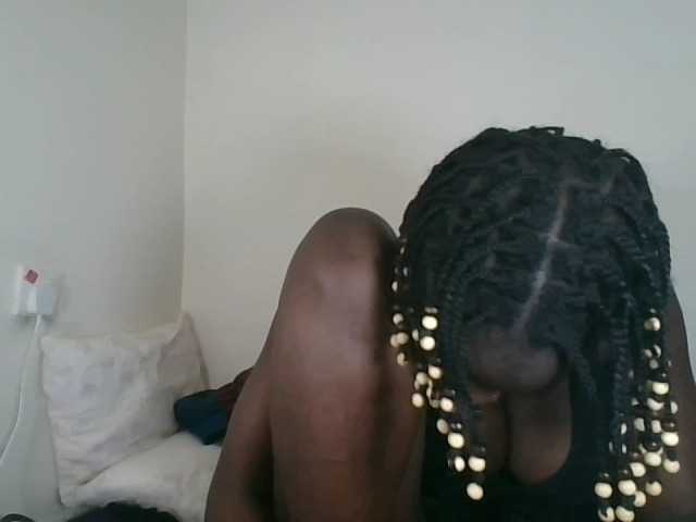 prettyglowing live cam on BongaCams