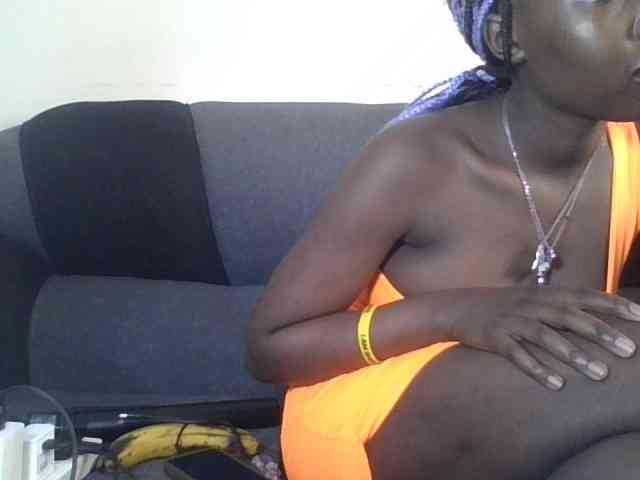 prettyglowing webcam