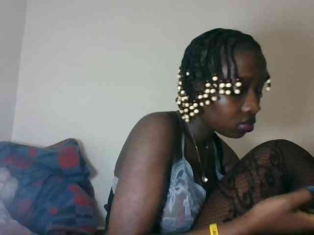 prettyglowing webcam
