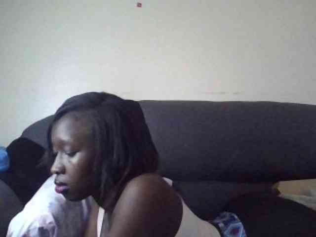 prettyglowing webcam