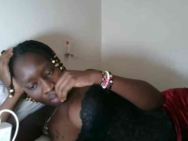 prettyglowing webcam