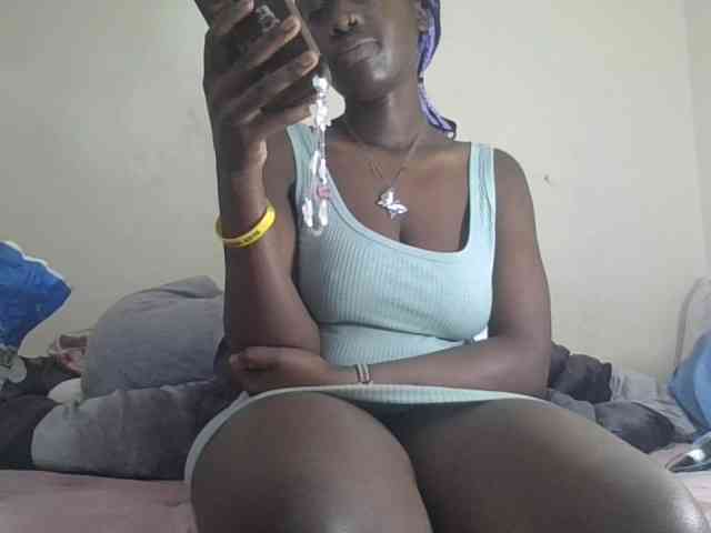 prettyglowing webcam
