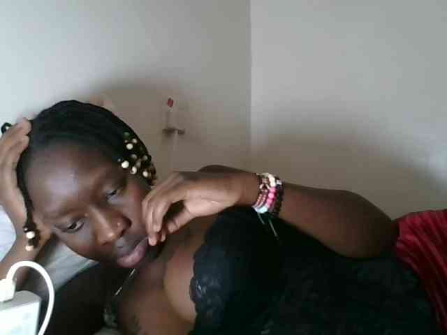 prettyglowing webcam