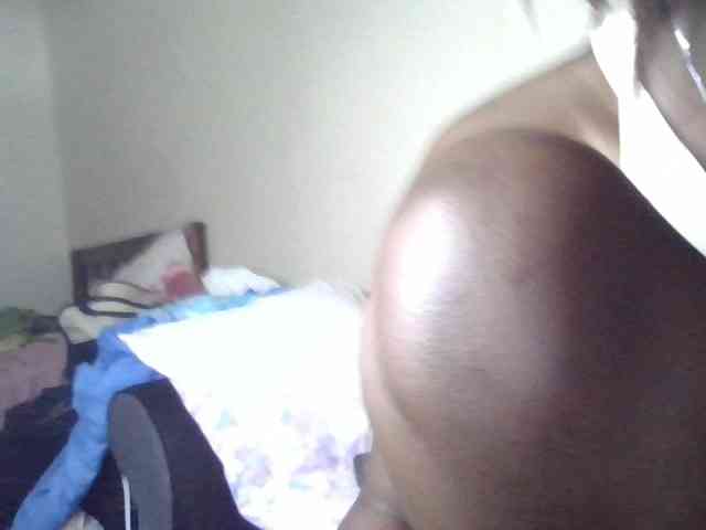 prettyglowing webcam