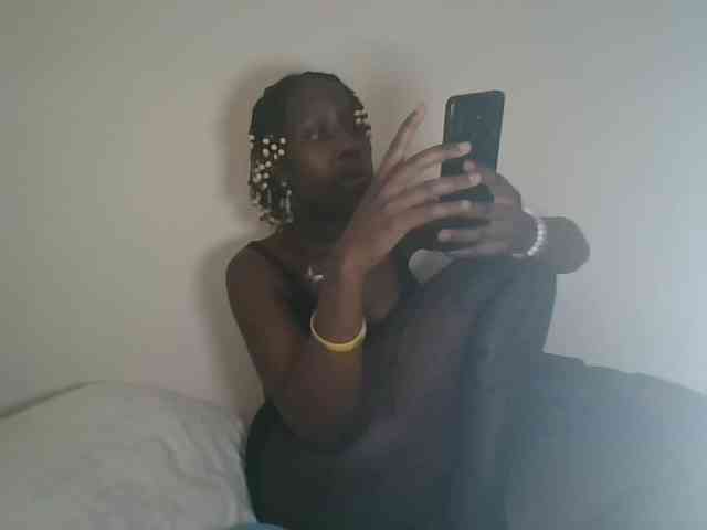 prettyglowing webcam