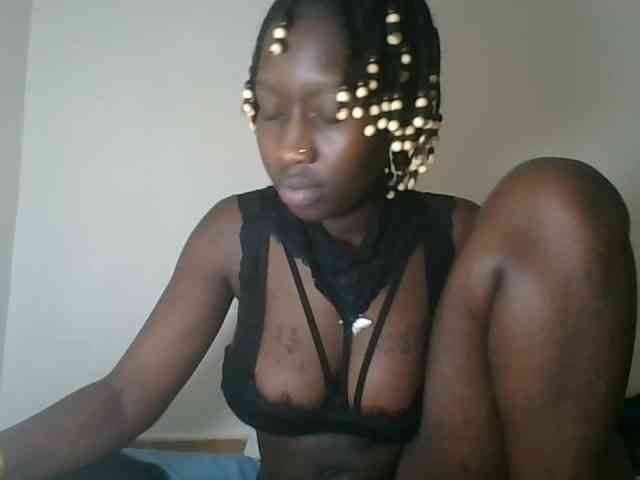 prettyglowing webcam