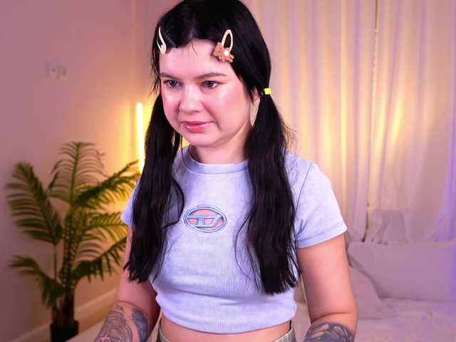 AmelieKitty live cam on BongaCams