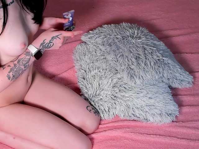 GlitchDoll live cam on BongaCams
