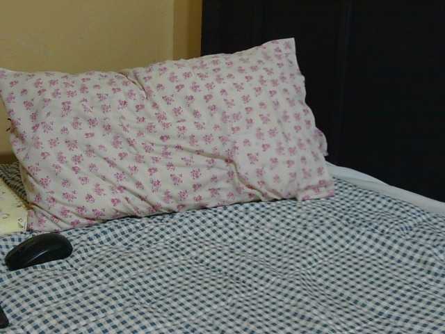 Kinky-1 live webcam show
