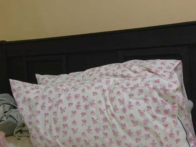 Kinky-1 live cam on BongaCams