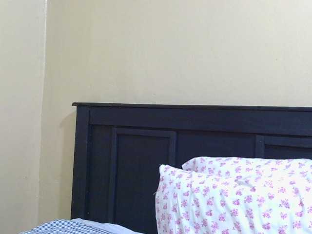 Kinky-1 live cam on BongaCams