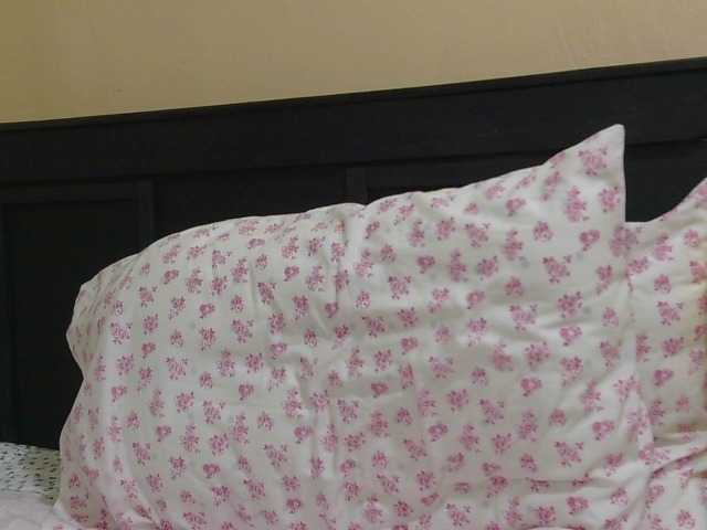 Kinky-1 live cam on BongaCams