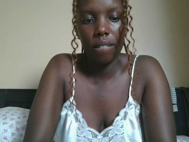 Kinky-1 live cam on BongaCams