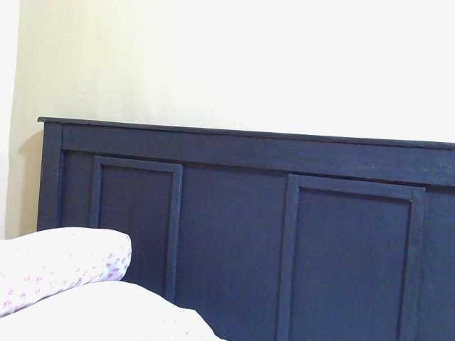 Kinky-1 live cam on BongaCams