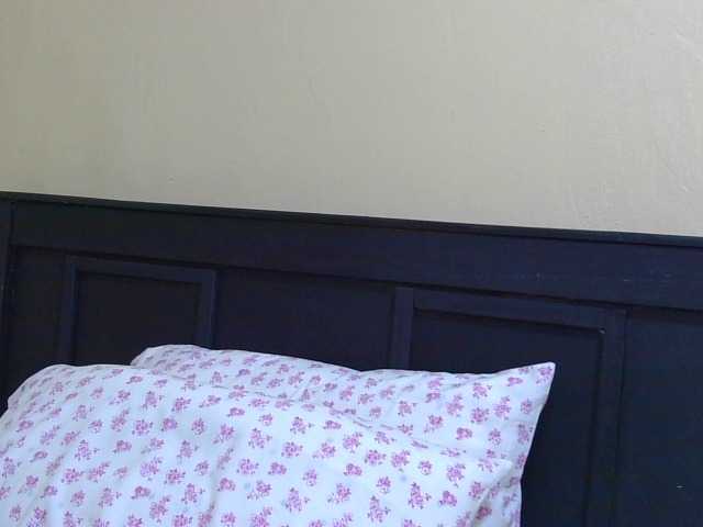 Kinky-1 live cam on BongaCams