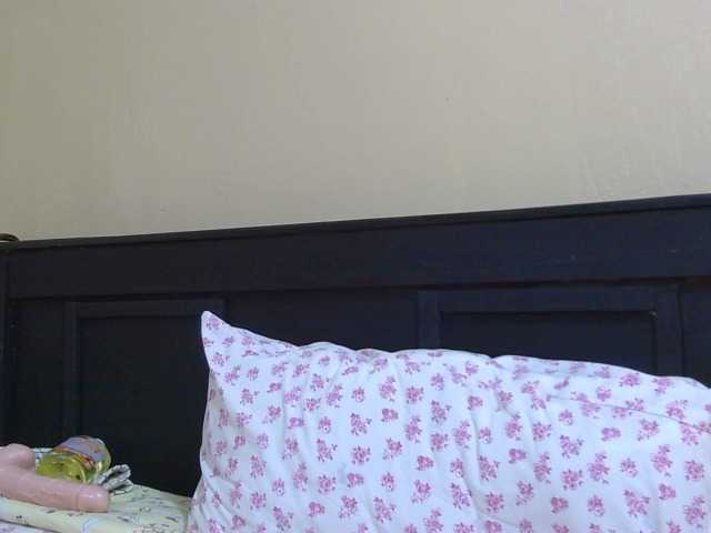 Kinky-1 live cam on BongaCams