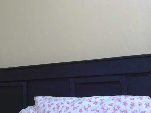 Kinky-1 live cam on BongaCams