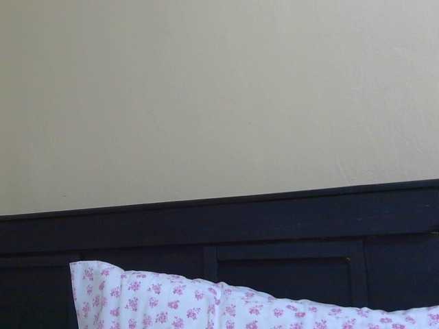 Kinky-1 live cam on BongaCams