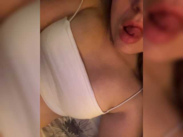 karmma, en directo ahora en BongaCams