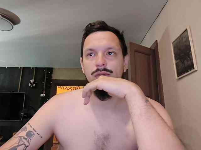 MrJohnson