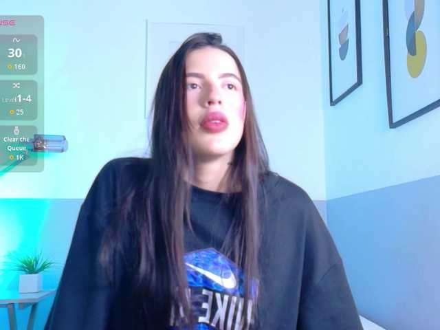 youngmommy live cam on BongaCams