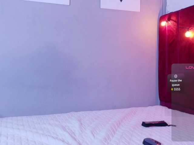 youngmommy live cam on BongaCams