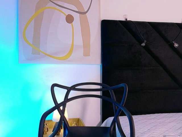 youngmommy live cam on BongaCams