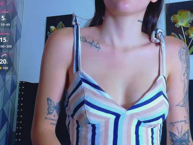 youngmommy live cam on BongaCams