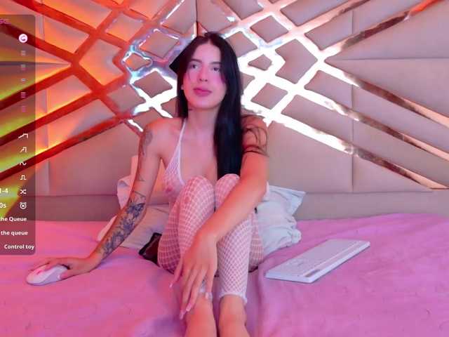 youngmommy live cam on BongaCams