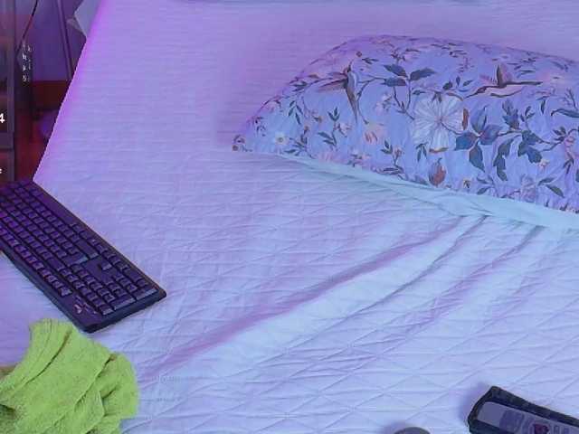 youngmommy live cam on BongaCams