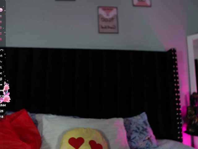 youngmommy live cam on BongaCams