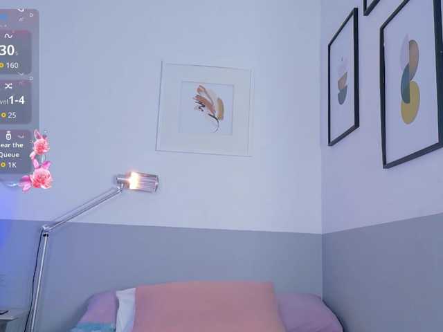 youngmommy live cam preview
