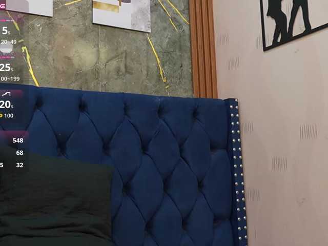 youngmommy live cam on BongaCams