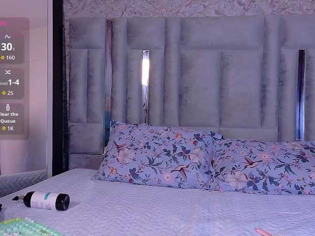 youngmommy live cam on BongaCams