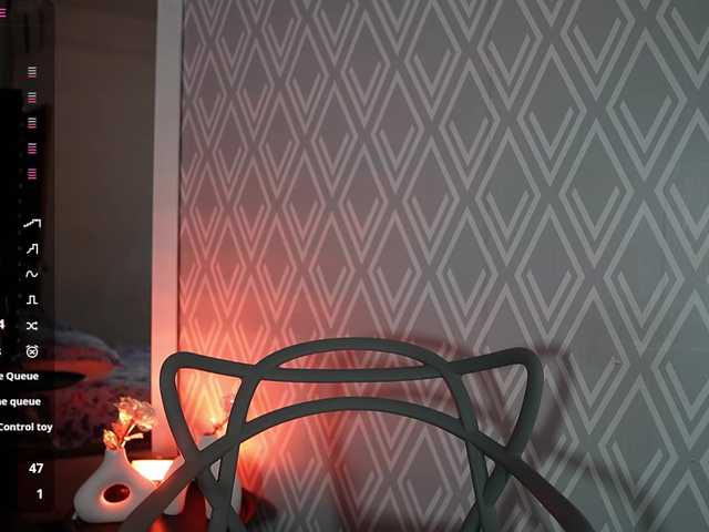 youngmommy live cam on BongaCams
