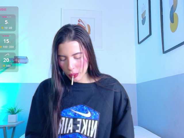youngmommy live cam on BongaCams