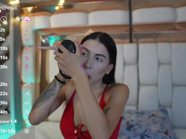 youngmommy live cam on BongaCams