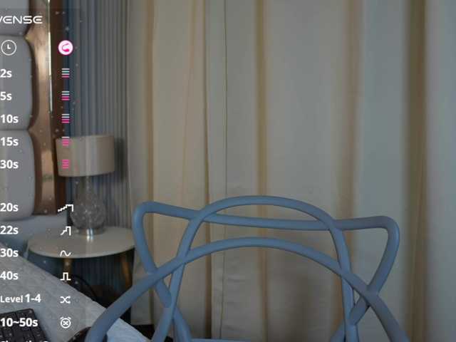 youngmommy live cam on BongaCams