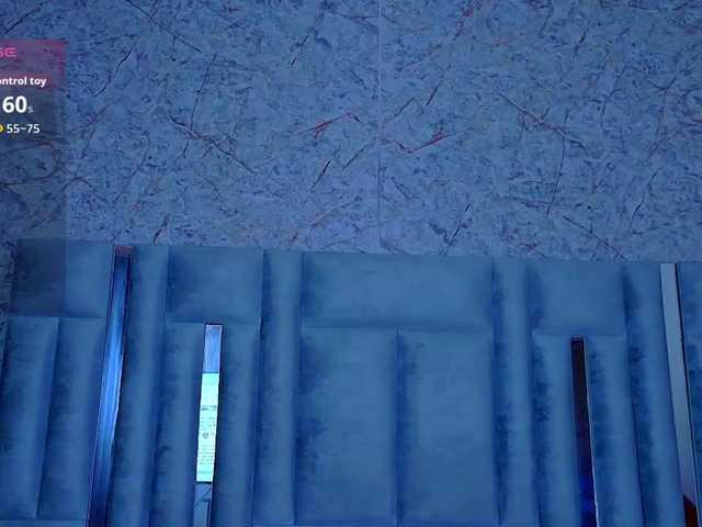 youngmommy live cam on BongaCams