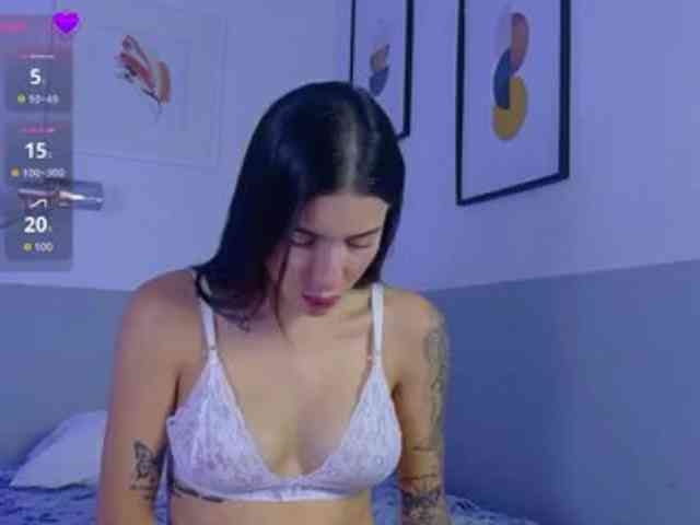 Модель: youngmommy