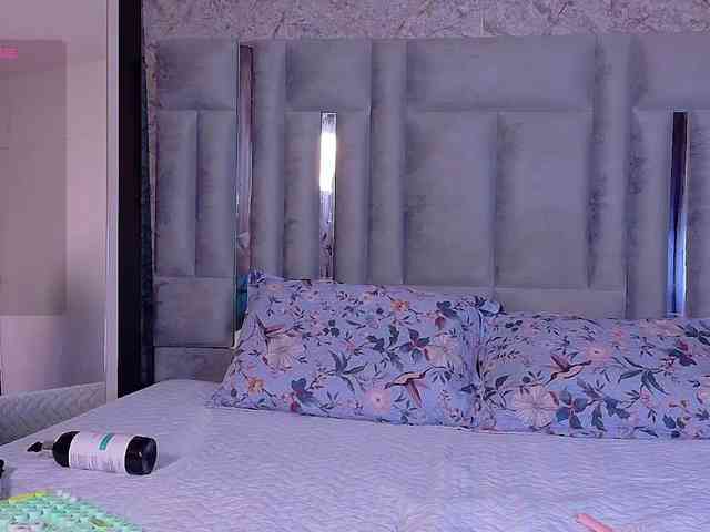 youngmommy webcam