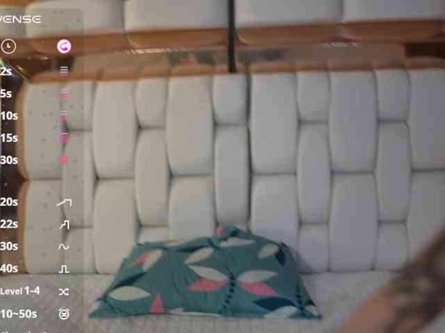 youngmommy webcam
