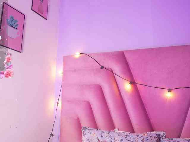 youngmommy webcam