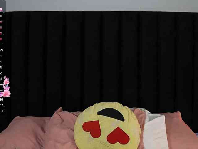 youngmommy webcam