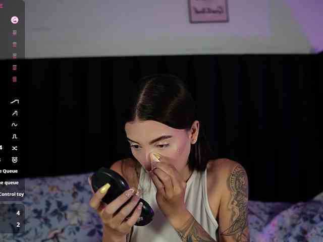 youngmommy webcam
