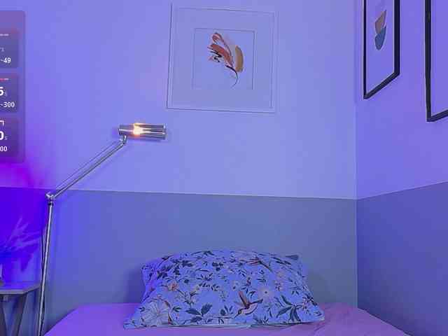 Модель: youngmommy