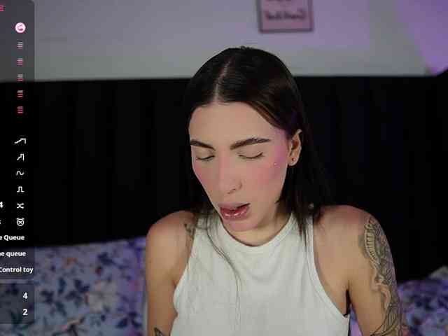youngmommy webcam